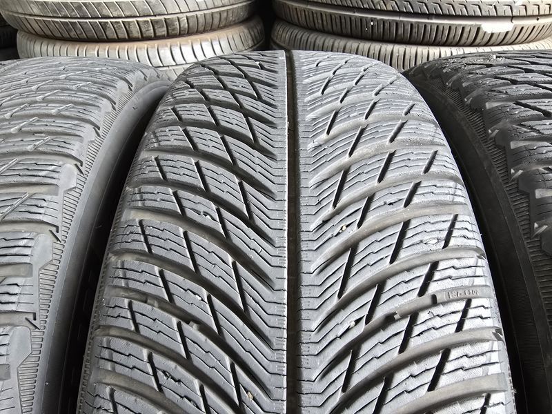 235/60/18 MICHELIN 4бр