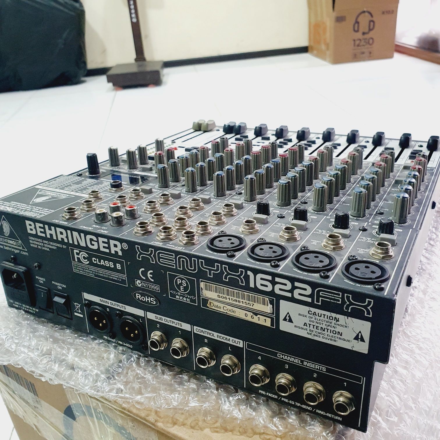 Behringer 1622 miksherniy pult