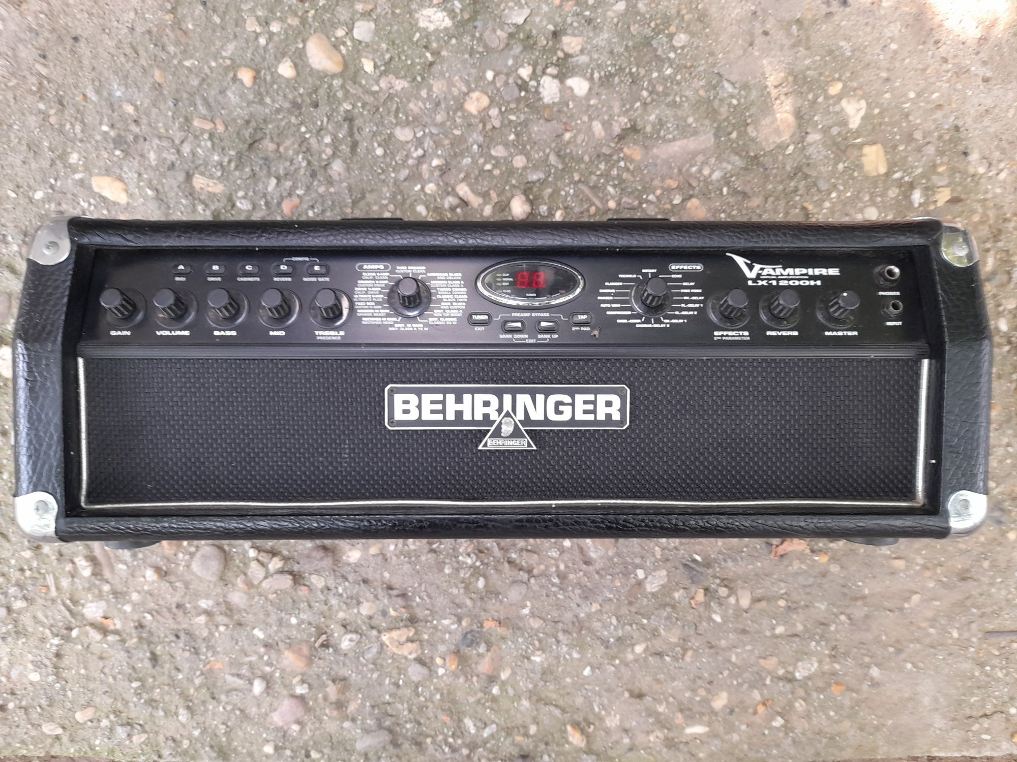 amplificator chitara Behringer V-AMPIRE LX1200H