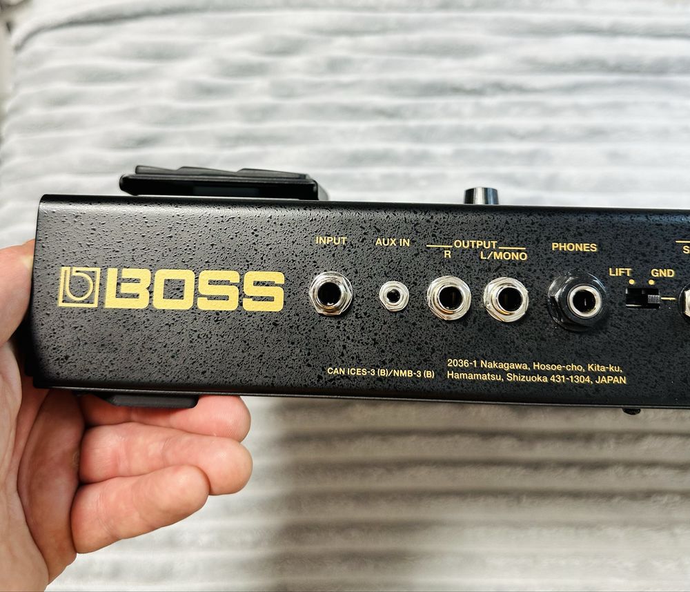 Boss GT-100 Version 2