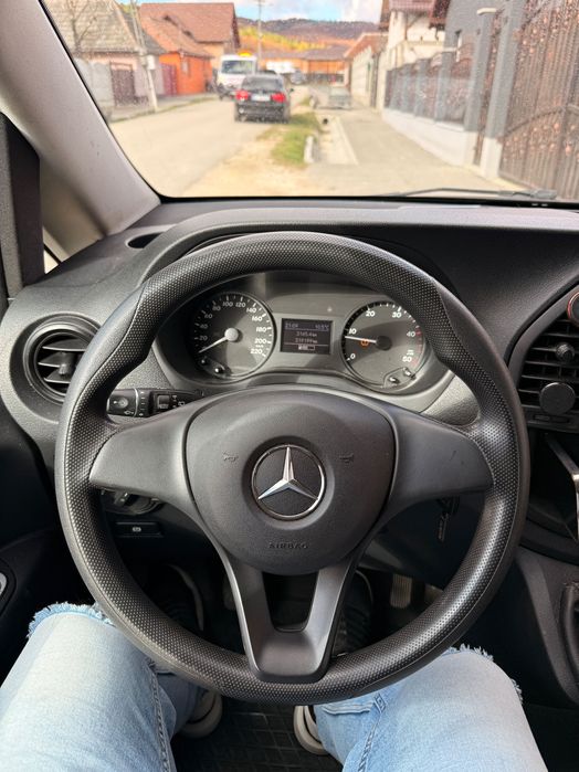 Mercedes vito 8 locuri 2.2 CDi 163 CP lung