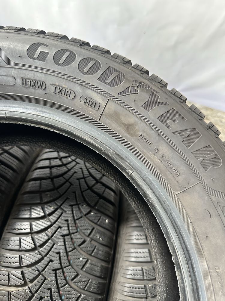 205/60/16 GoodYear dot21
