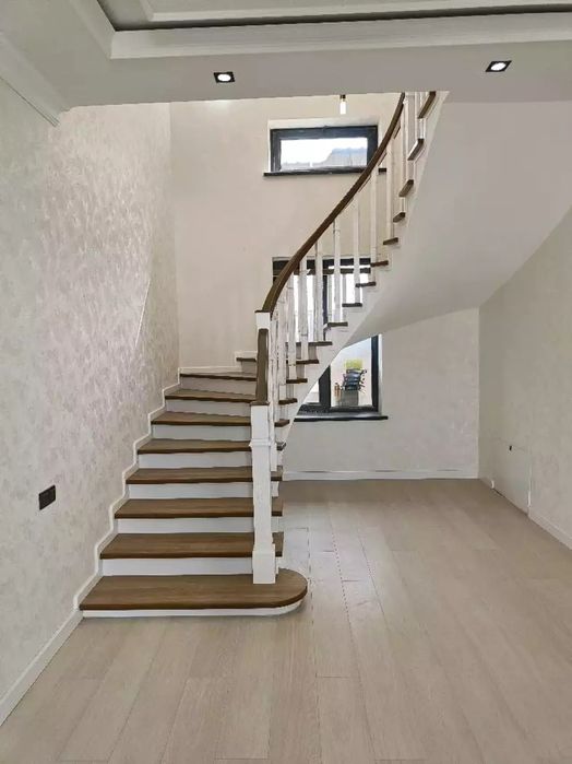 Eng arzon va sifatli zinalar