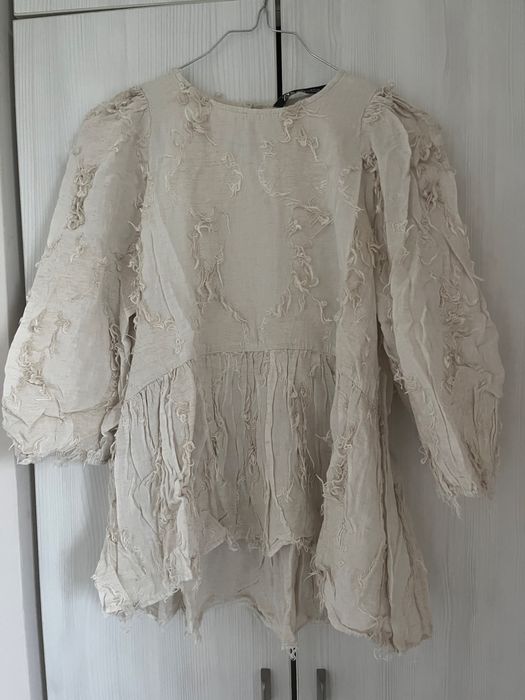 Ефектна блуза Zara