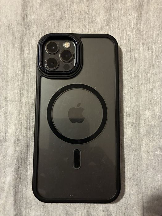 Iphone 12 pro  baterie 100%