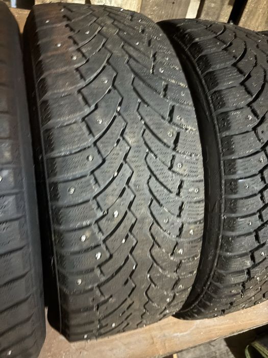 Продам шины в отличном состоянии