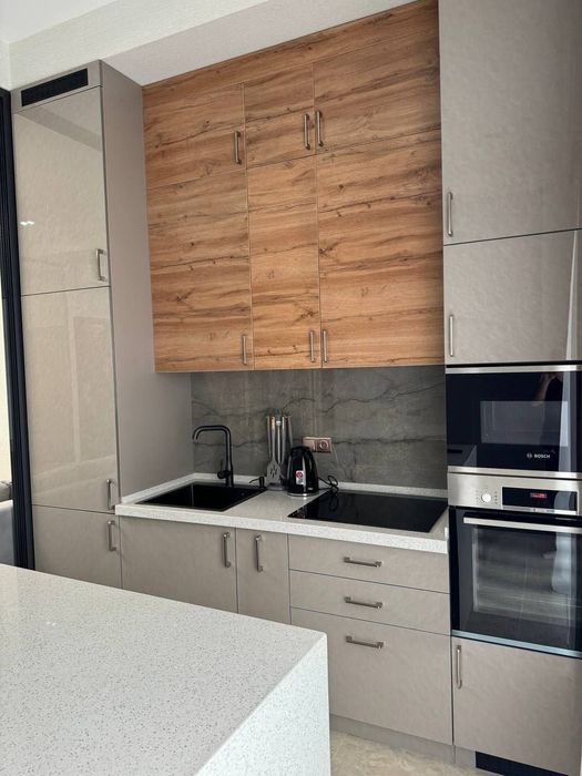 Mirabad Avenue Продается 2 комнатная квартира ремонт Госпитальный