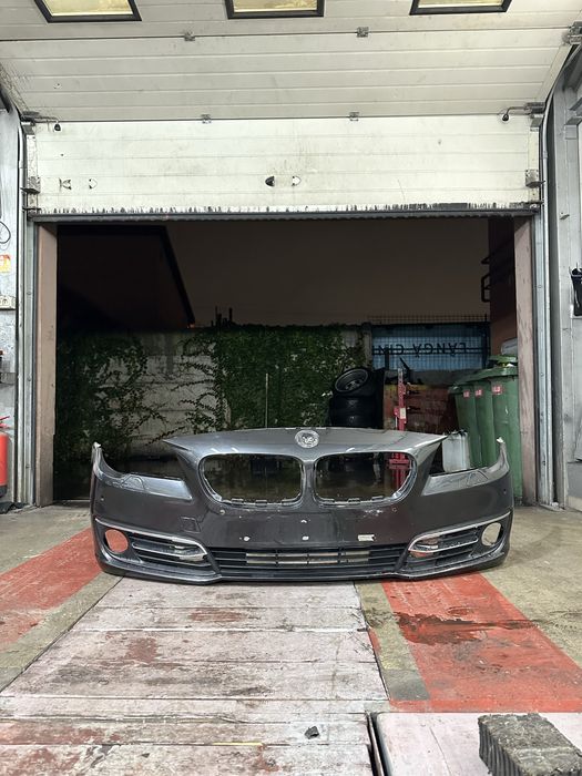 Bara Fata BMW F10 Facelift luxury line + parguri