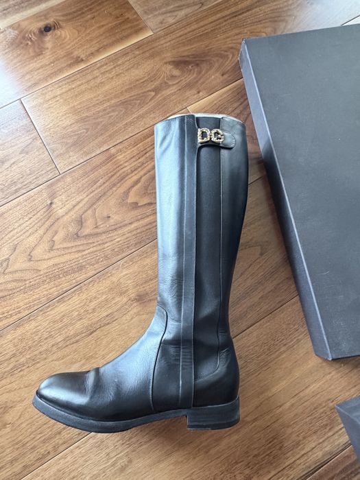Уникален ботуш D&G носен няколко пъти