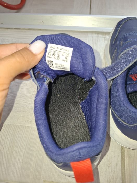 Adidasi Puma/Adidas mar 37 și 27/28