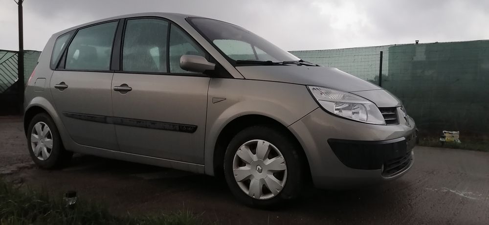 Vand sau Schimb Renault Scenic 2