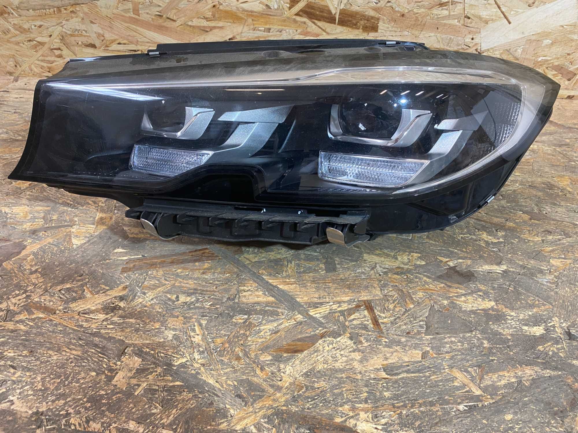 Far Stanga full Led BMW Seria 3 G20 G21