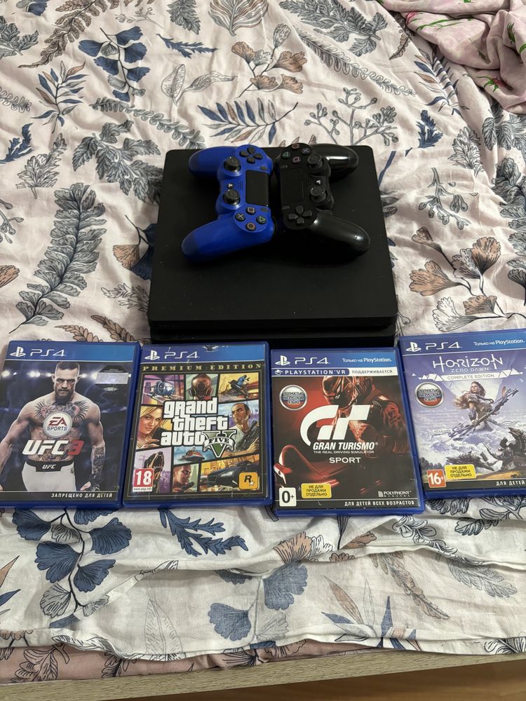 Продам Playstation 4 slim