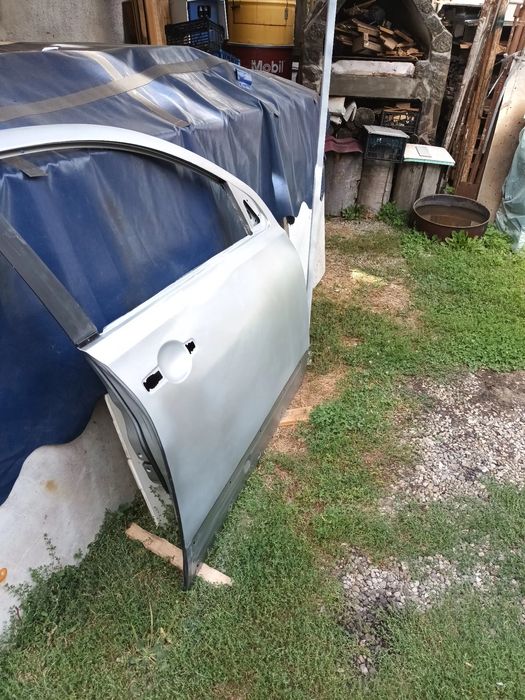 Portiera dreapta  nissan qashqai 1,5 dci