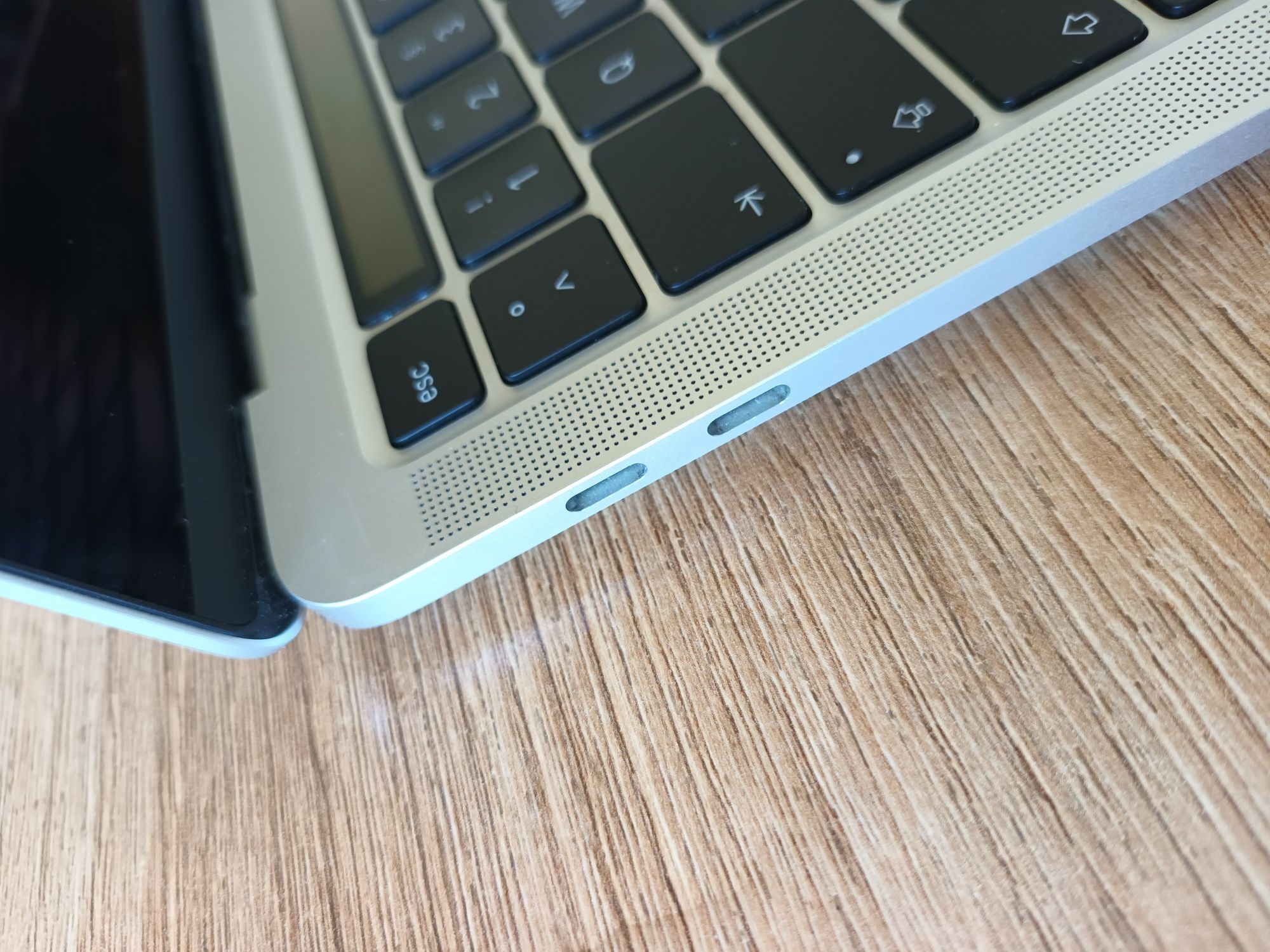 Macbook Pro 13" M2