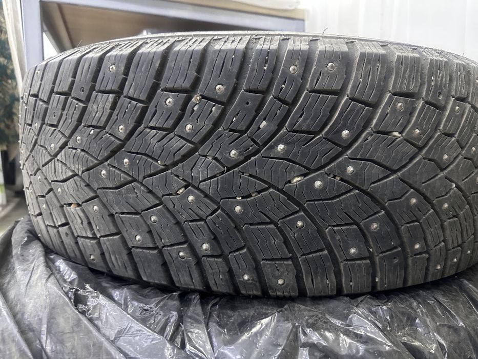 Зимние шины 265/65 R17