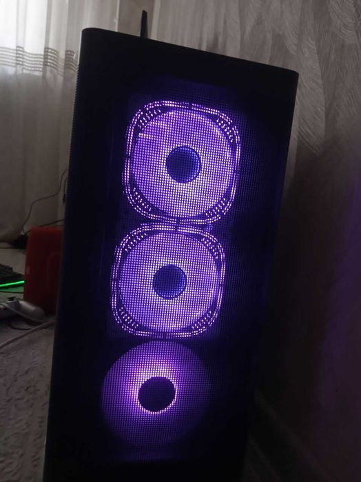 новый мощный компьютер 700$