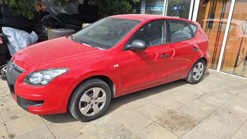 Hyundai I 30 На части 1.4 бензин
