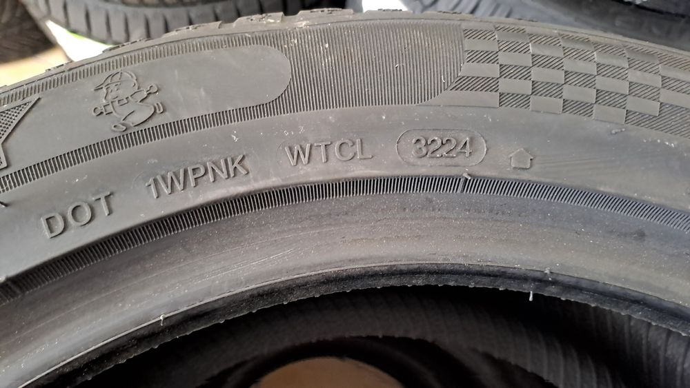Anvelope noi all season 215 50 r17