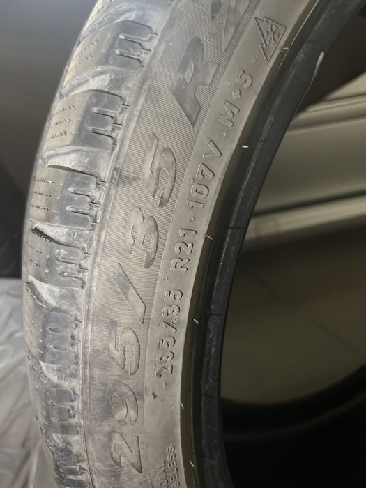 Гуми зимни Пирели 2бр