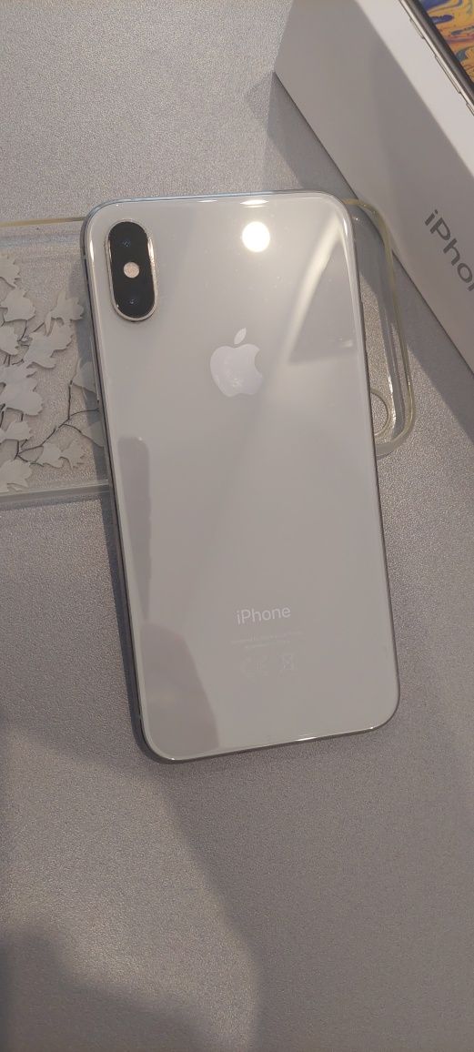 Vând Iphone XS 64GB