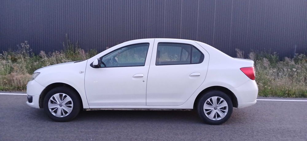 Vând Dacia Logan 2