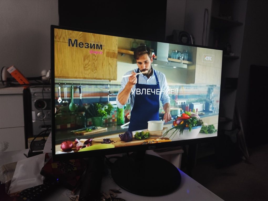 Монитор qmax в отличном состоянии