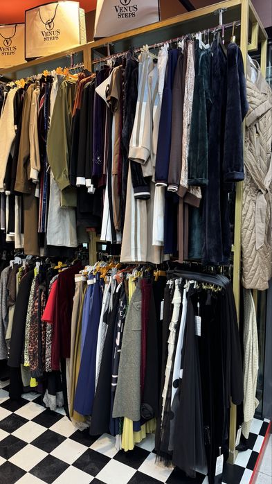 Продаются 3 стойки