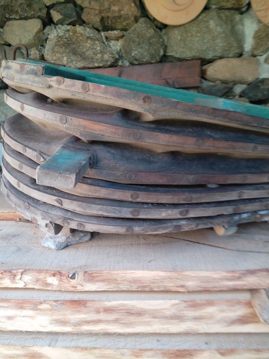 Продавам много стара ковашка духалка за оджак перфектна и до днес