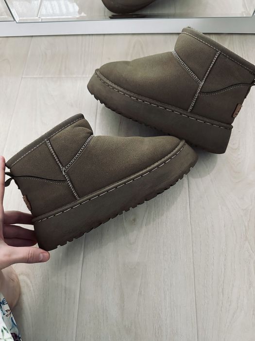 Продам угги, в идеальном состоянии