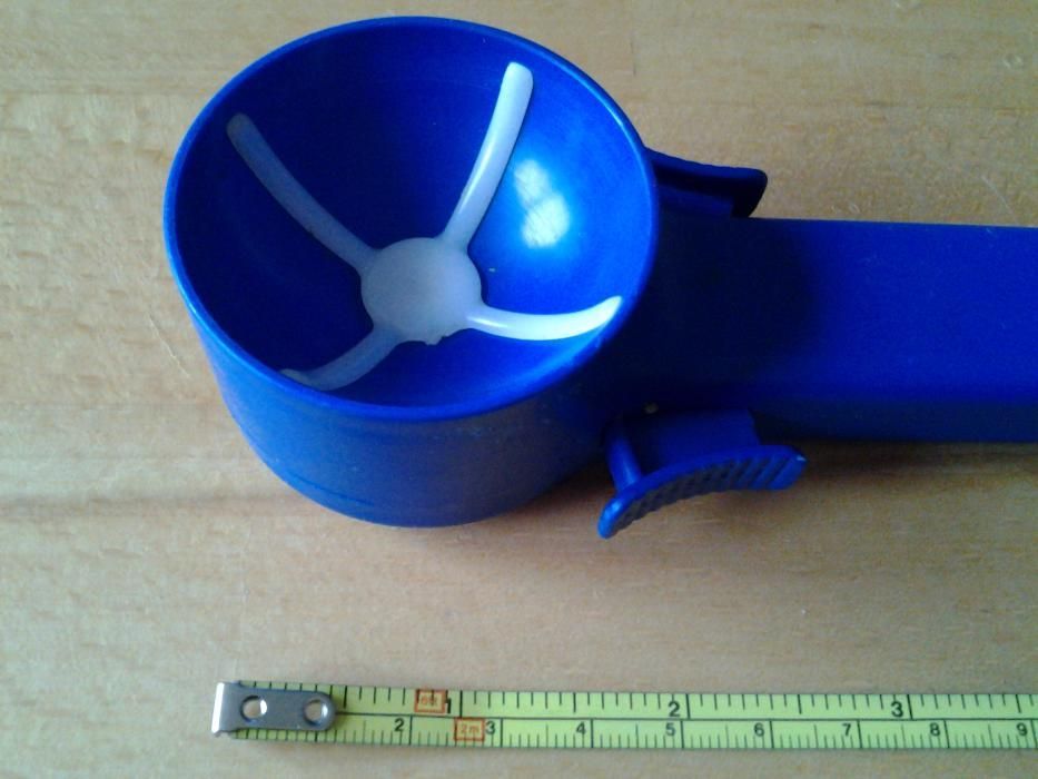 **lingura, cupa, dozare inghetata