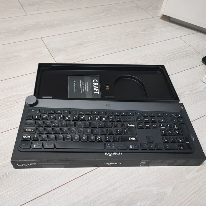 Pachet Tastatura Logitech Craft și Mouse Logitech  MX Master 3