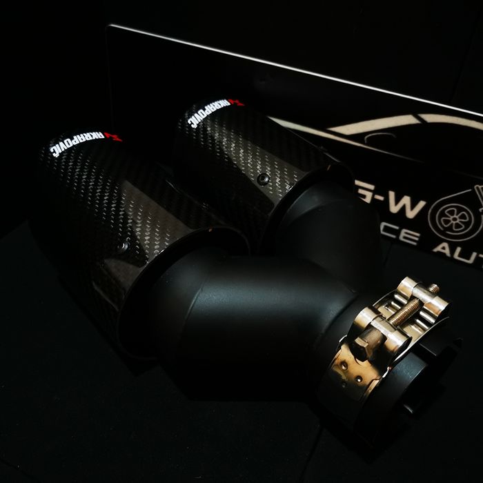 AKRAPOVIC акрапович спортни накрайници ауспух накрайник гърне БМВ АУДИ