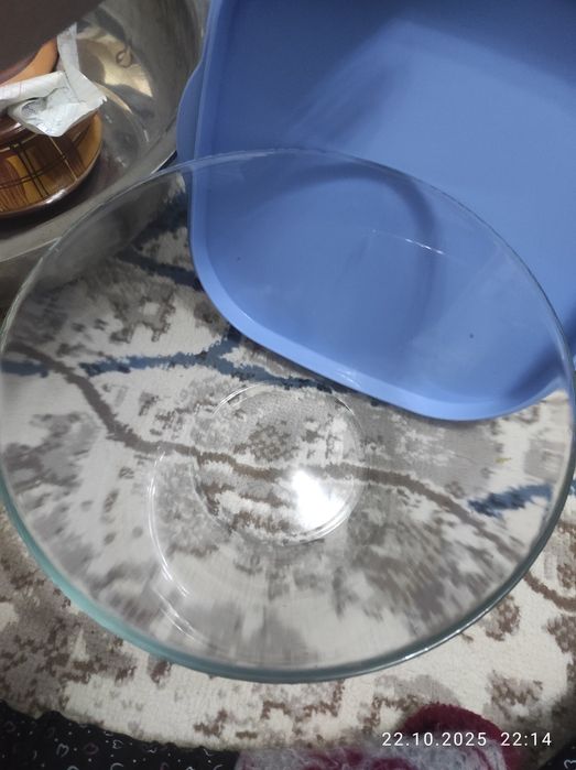 Разная кухонная посуда