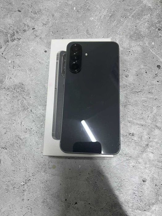 Samsung Galaxy A56 лот номер 778407