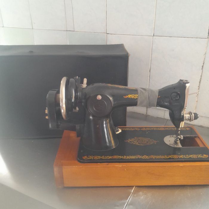 Швейная машинка…,