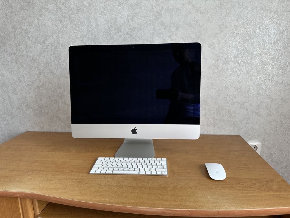 iMac 21,5 2015 Late