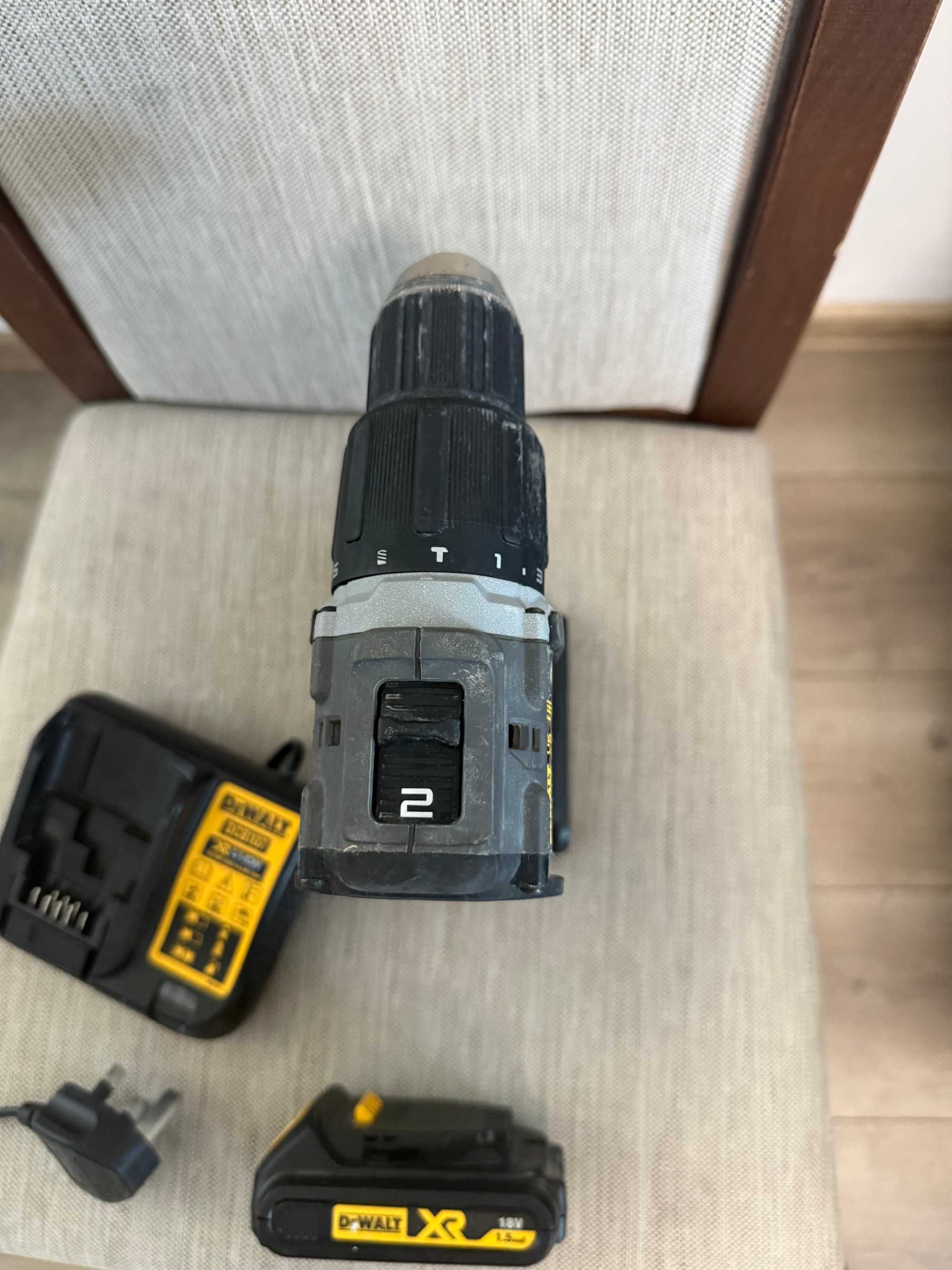 Dewalt DCD100 Винтоверт