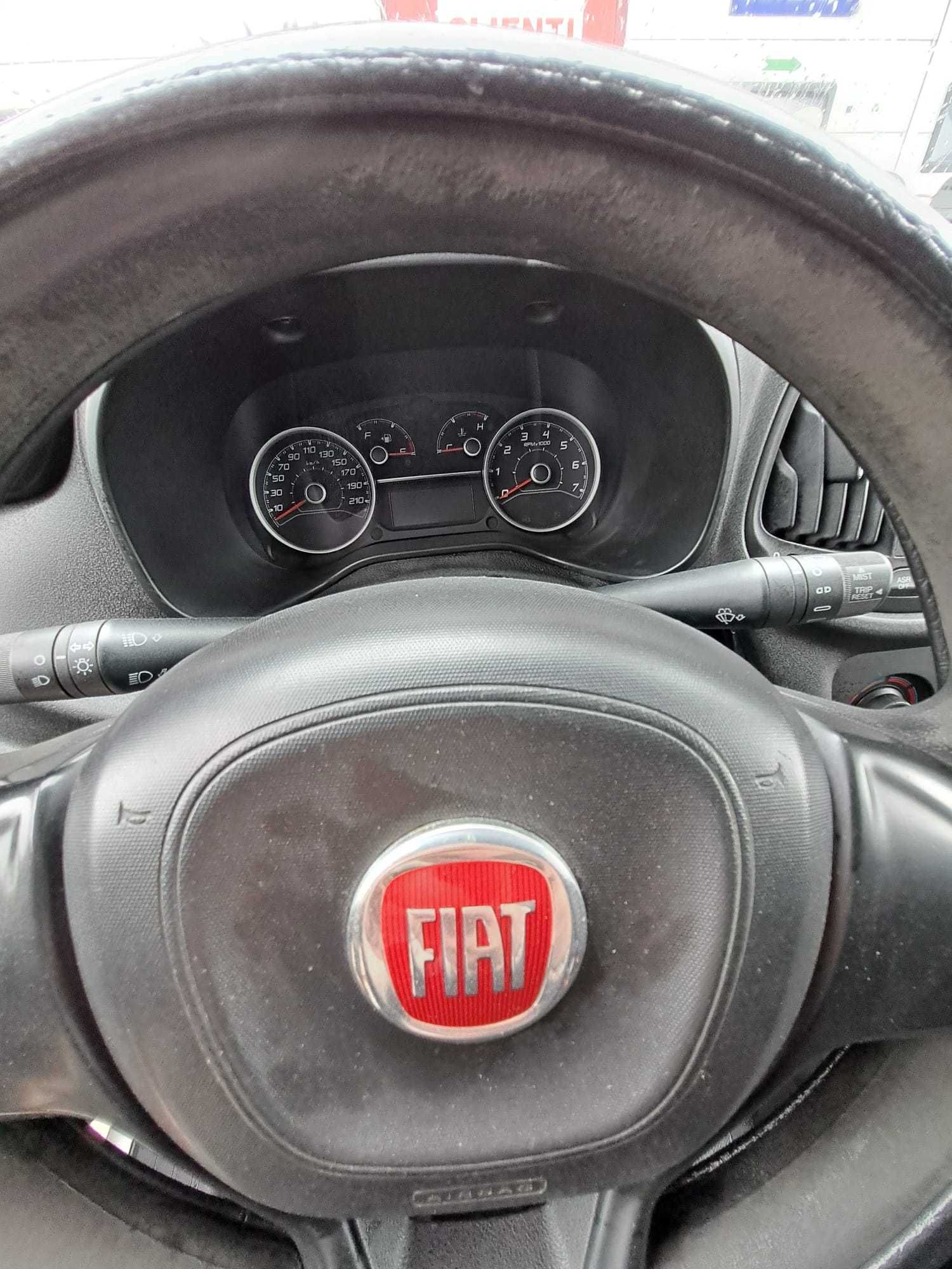 Fiat Doblo 2015 alb
