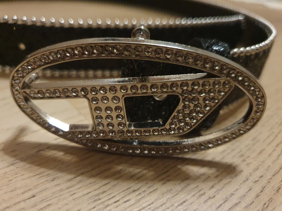 Curea, lungime 105 cm