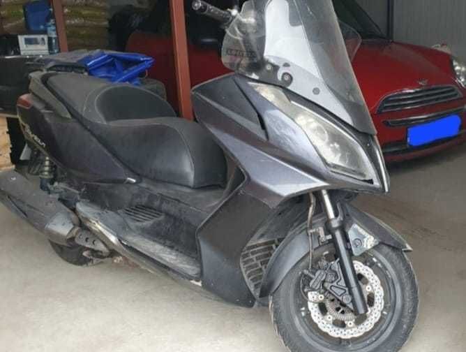 Scooter KYMCO Downtown 300i ABS