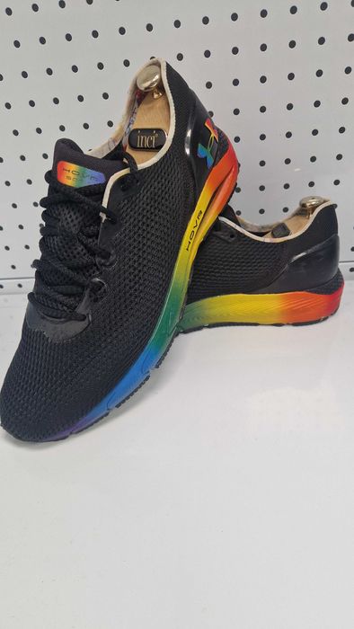 Оригинални мъжки маратонки- Under Armour HoVr