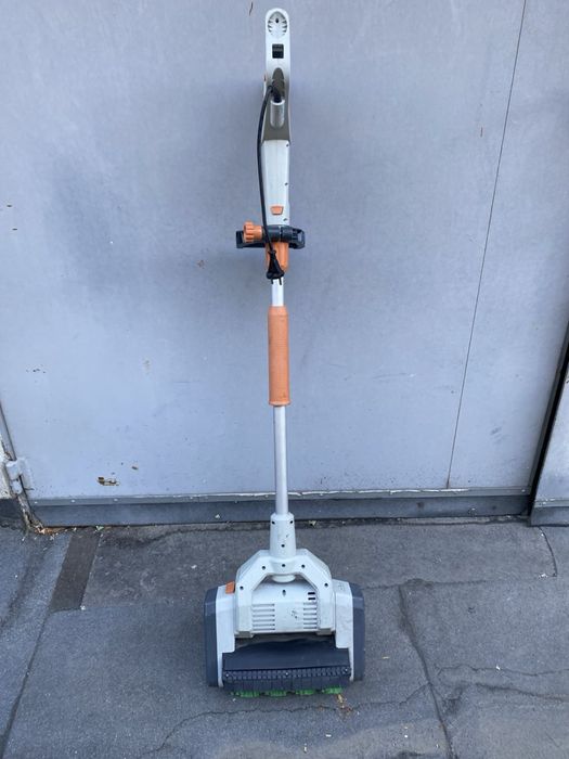 Електрическа метла BATAVIA MAXXBRUSH/ 1020W - Почистваща машина