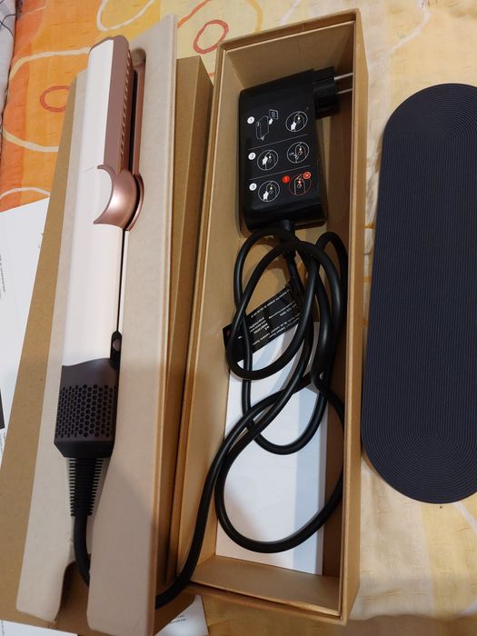 Преса-сешоар за коса Airstrait