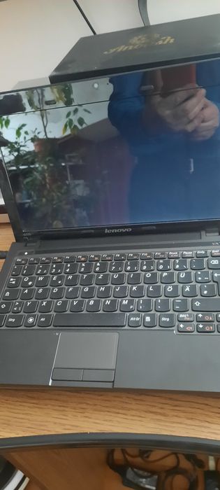 Laptop Lenovo ideapad S205