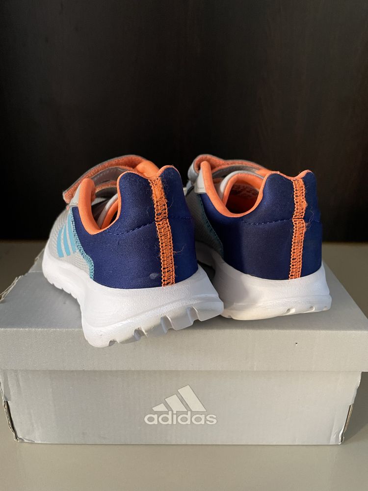 Adidasi Adidas marimea 30
