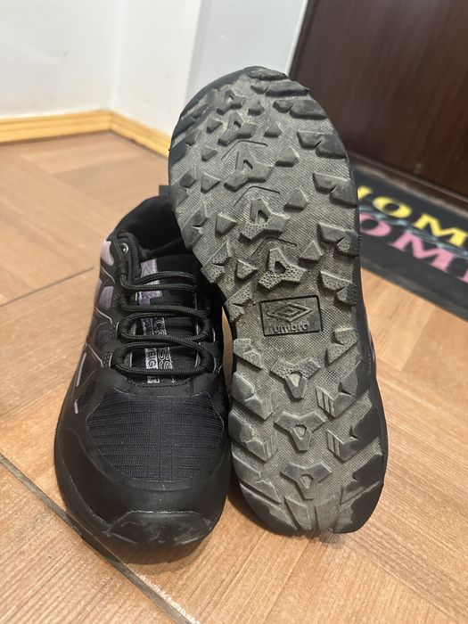 Adidasi Umbro unisex