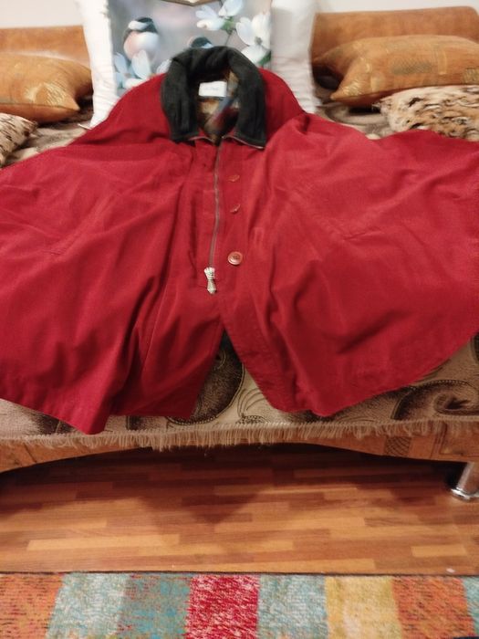 Pelerina roșie, mărime universală