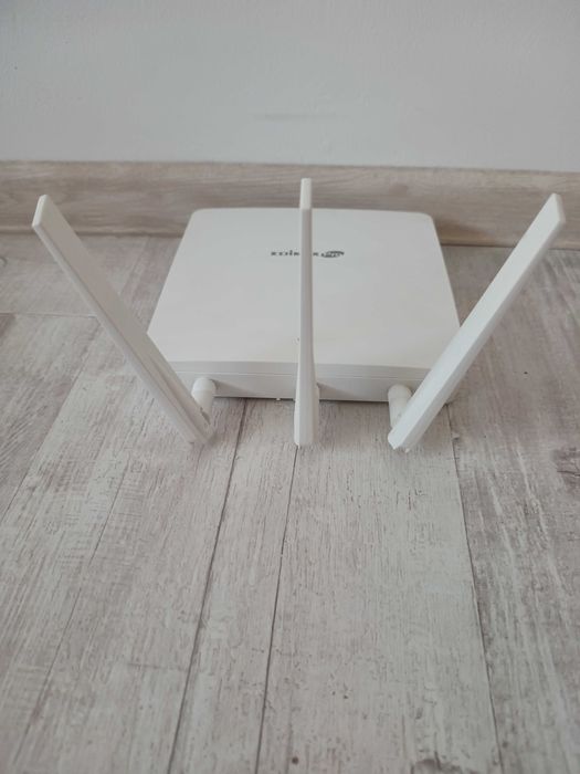 Access point Edimax Gigabit WAP1750, 3x3 AC Dual-Band PoE