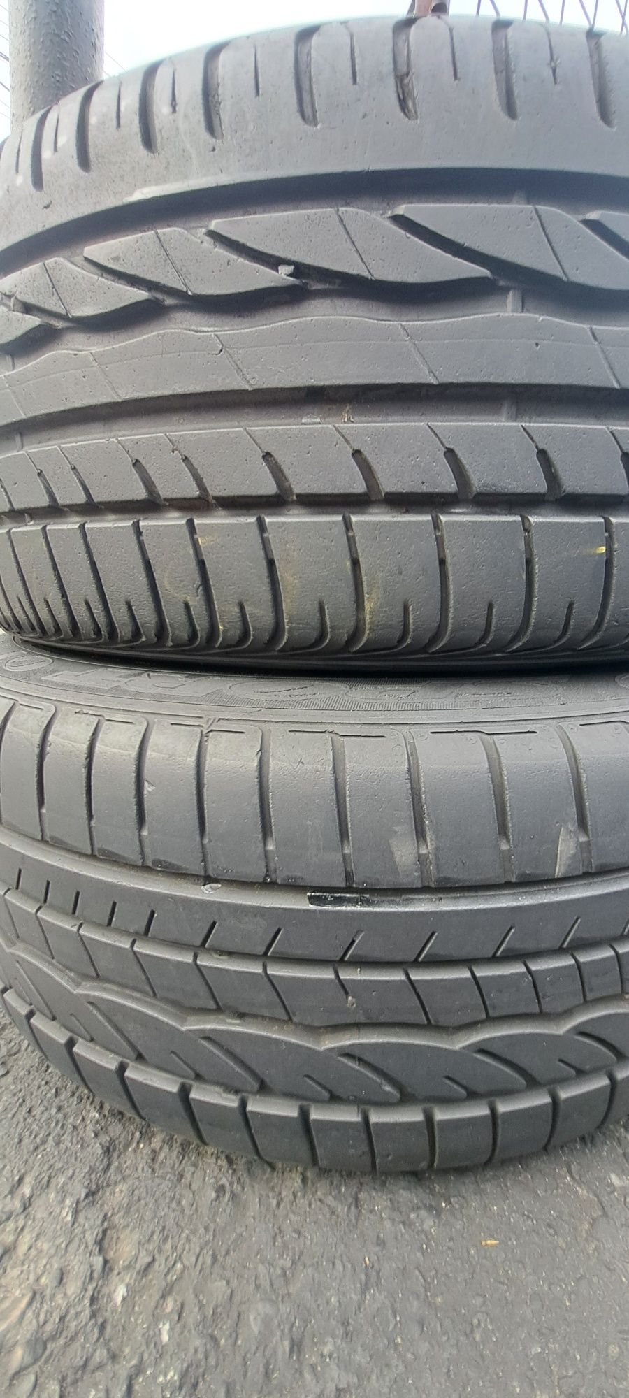 Cate 1  anv vara 225/45r17 Bridgestone/Dunlop  runflat Montaj Gratuit